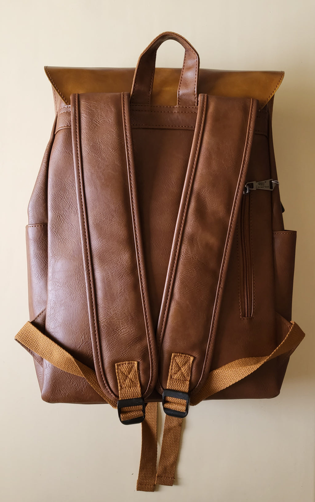 THREE-BOX 15.6" Laptop Large Capacity Unisex Leather Backpack