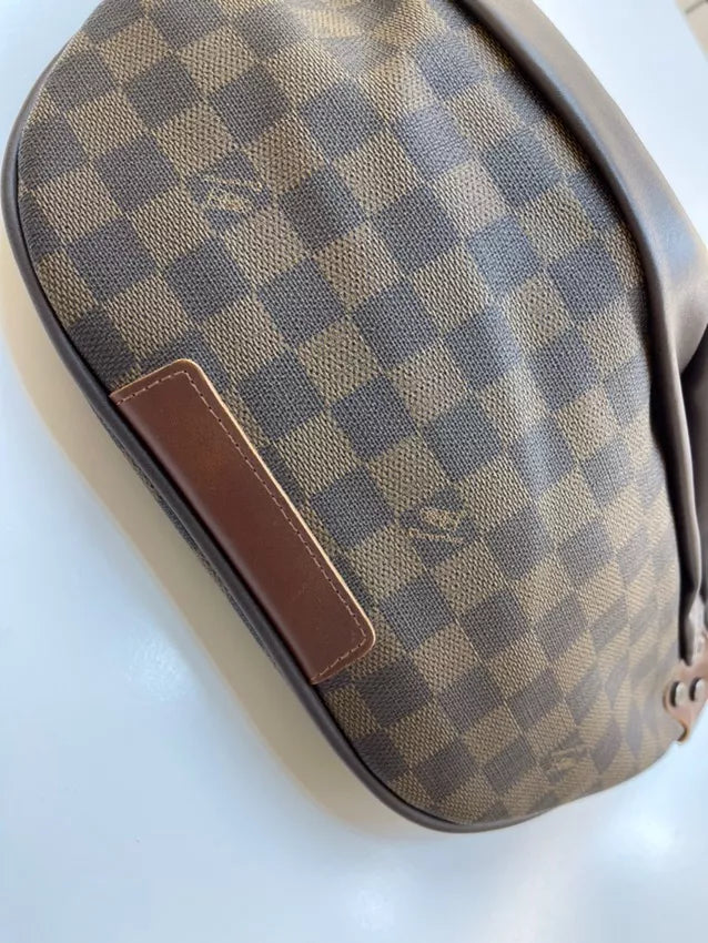 THREE-BOX Damier Chest/ Sling Bag Leather Cross-Body Bag