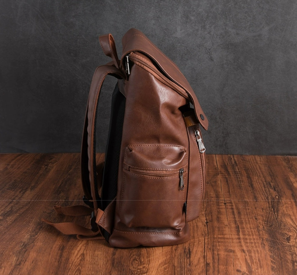 THREE-BOX 15.6"Laptop Large Capacity Unisex Leather Backpack