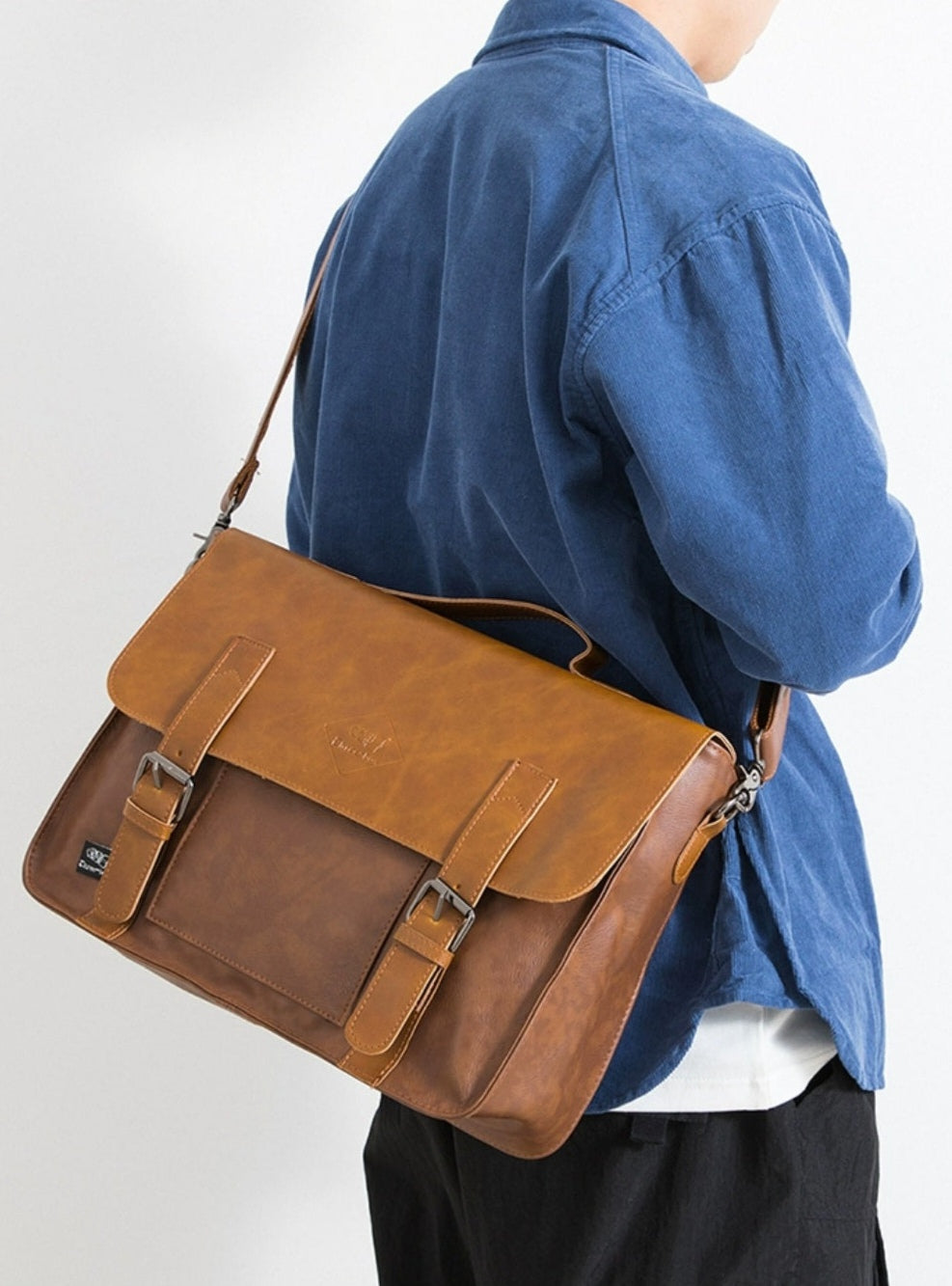 THREE-BOX Business/ Messenger Bag Classic Look Leather Shoulder Bag